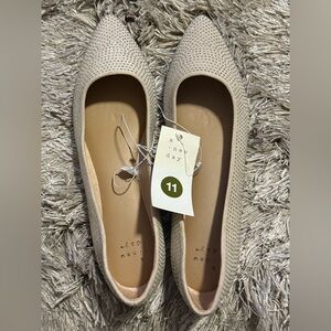 *NWT* A New Day Women's Sparkling Cream Flats